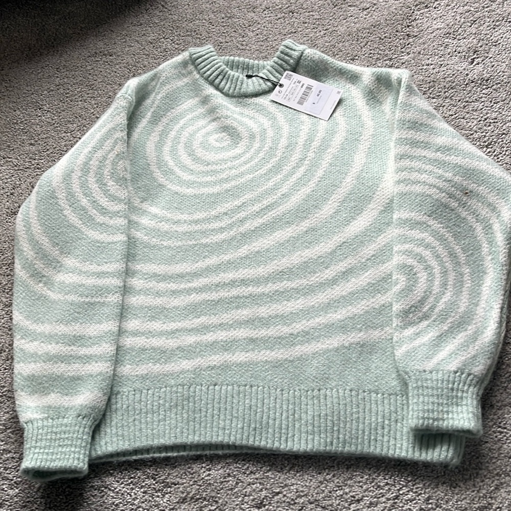 Green and White spiral sweater